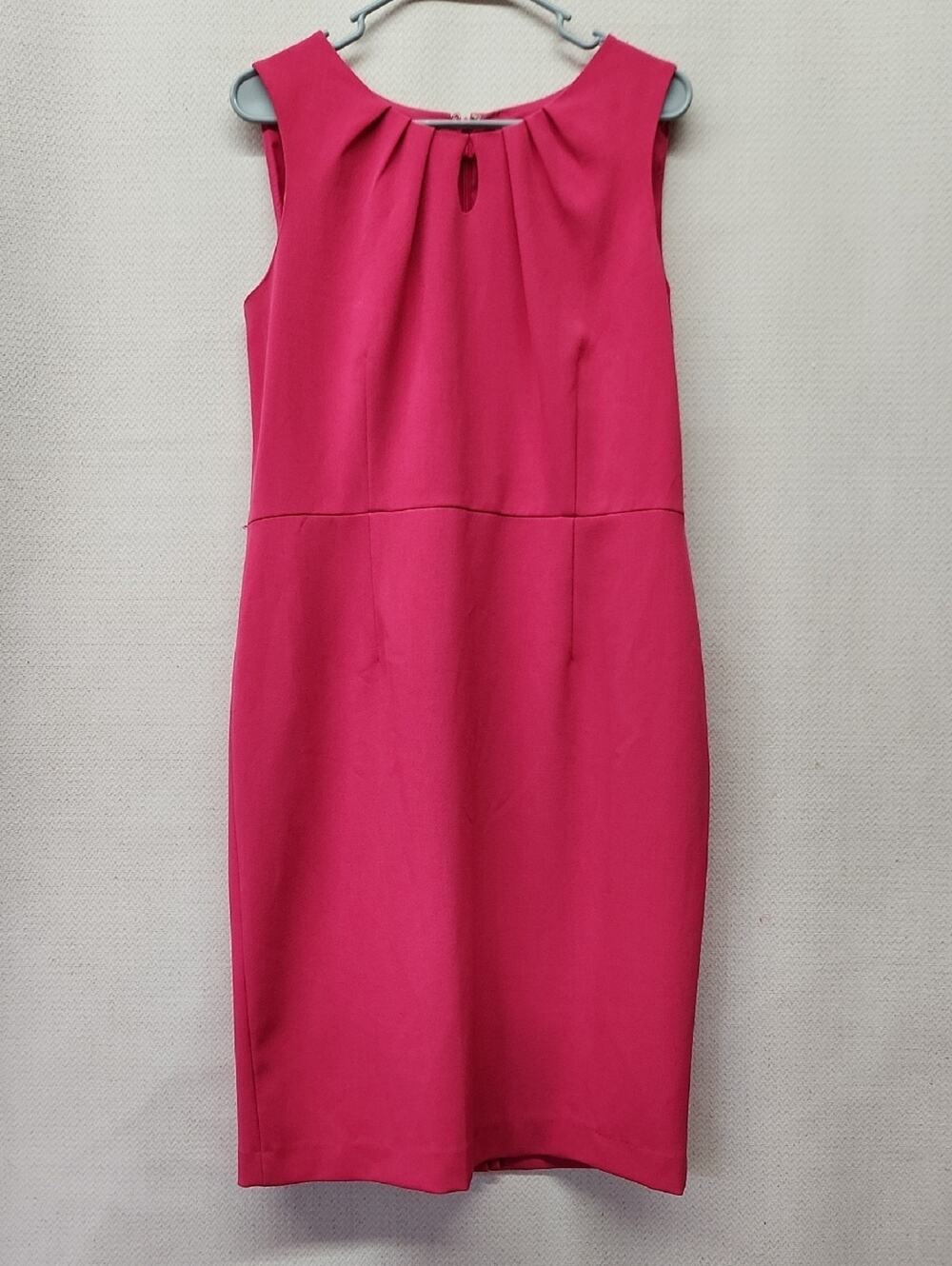 Jones Studio Sleeveless Fuchsia Midi Sheath Dress